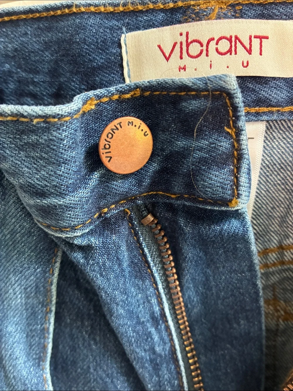 Vibrant Wide-Leg Tie-Waist Jeans